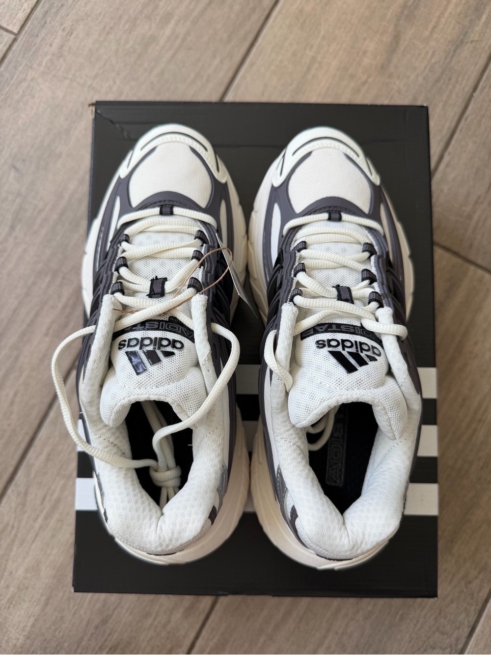 Adidas ADISTAR XLG 2.0 SHOES - Picture 4 of 8